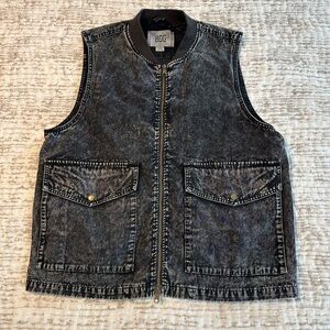 BDG Vest